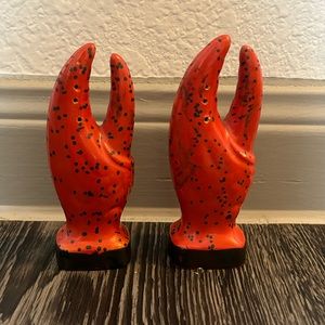 Vintage Lobster Claw Giftcraft Salt and Pepper Shakers